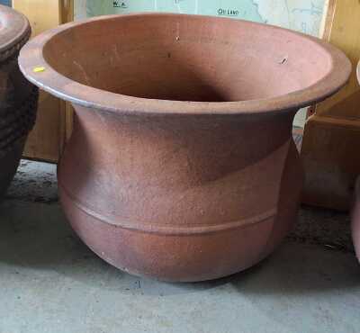 LARGE GARDEN PLANTER