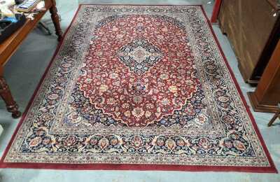 FLOOR RUG