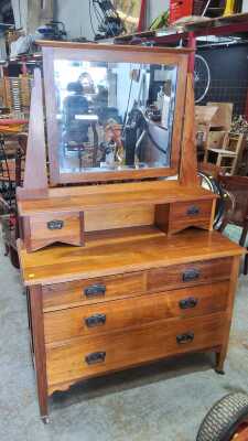 DRESSING TABLE