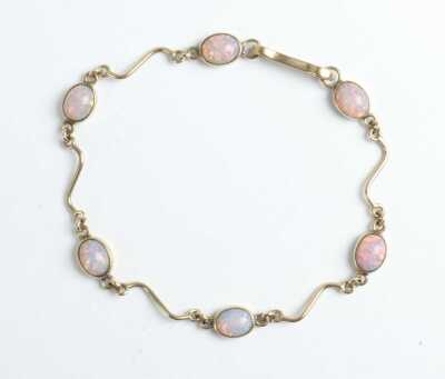 GOLD BRACELET