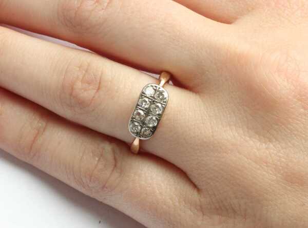 DIAMOND RING