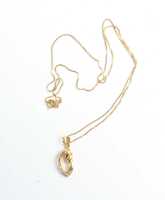 GOLD NECKLACE