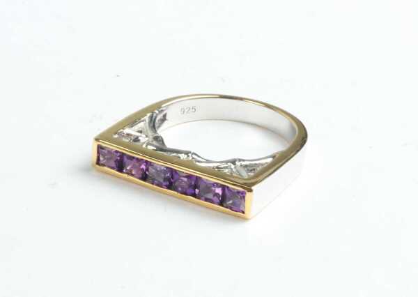 SILVER RING