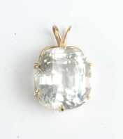GOLD PENDANT
