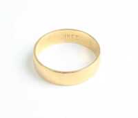 GOLD RING