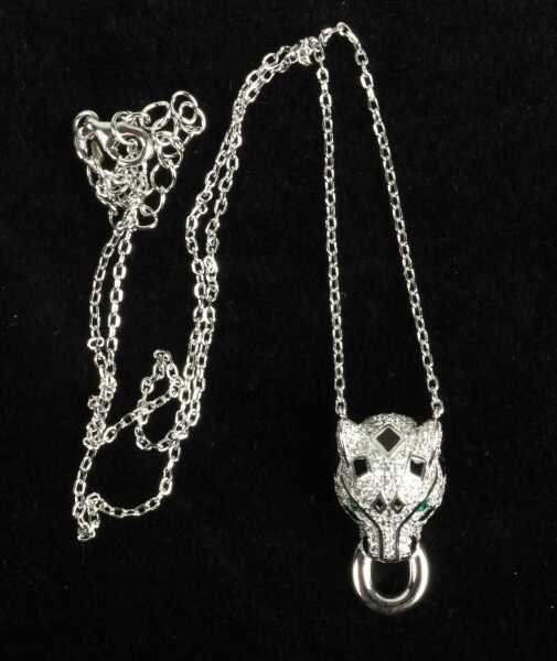 SILVER NECKLACE