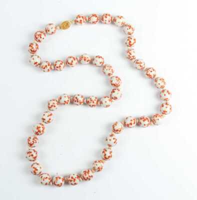 BEAD NECKLACE