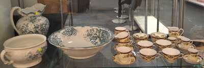 WASH BASIN SET & PRETTY CHINA
