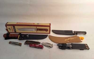 ASSORTED KNIVES
