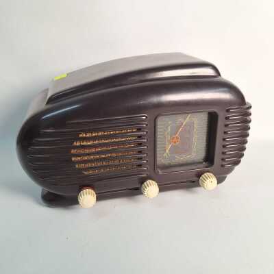 MANTEL RADIO