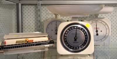 VINTAGE SCALES