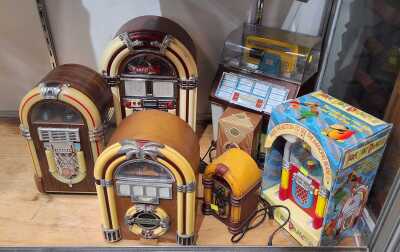 JUKEBOXES