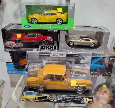 MODEL CARS