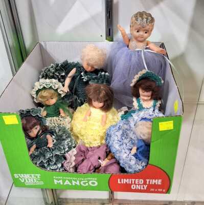 VINTAGE DOLLS
