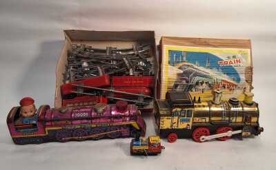 VINTAGE TRAINS