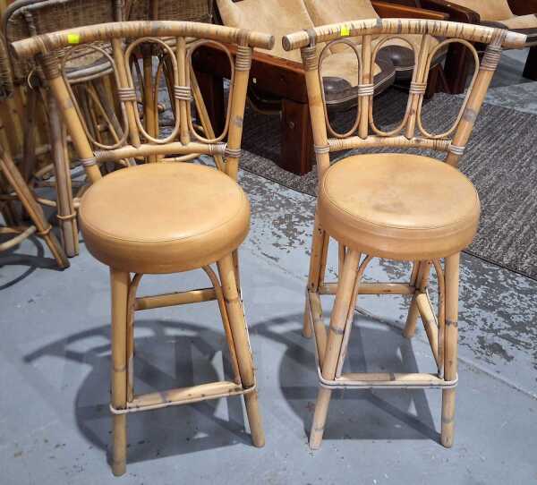 BAR STOOLS