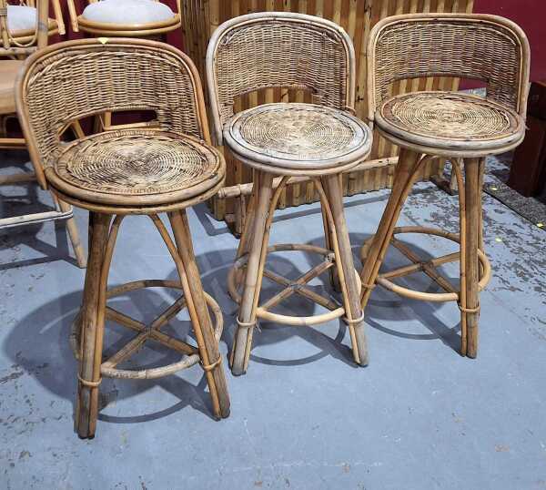 BAR STOOLS