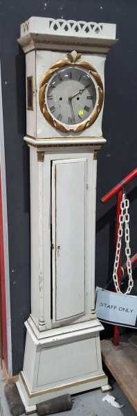 STANDING CLOCK