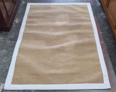 JUTE RUG