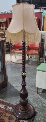 STANDING LAMP