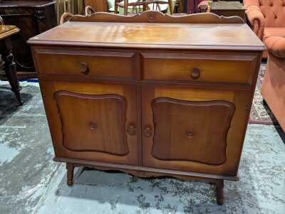 SIDEBOARD