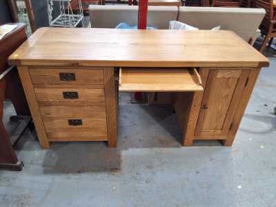 DESK