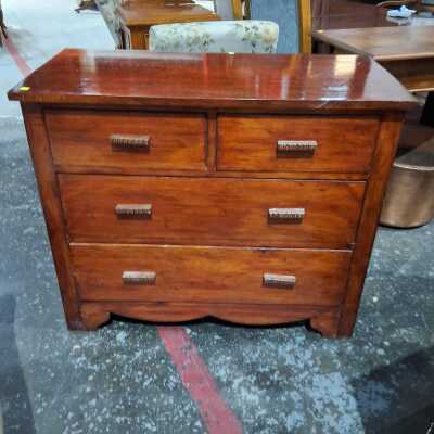 CHEST OF DRAWERS