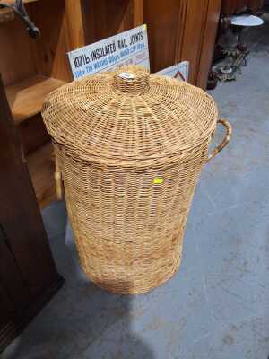 LAUNDRY BASKET