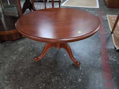 SIDE TABLE