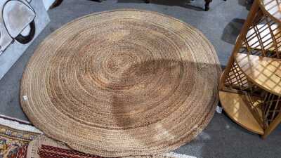 JUTE RUG