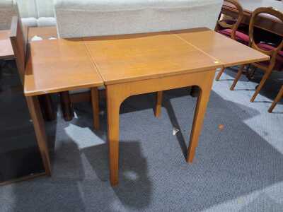DROPSIDE TABLE
