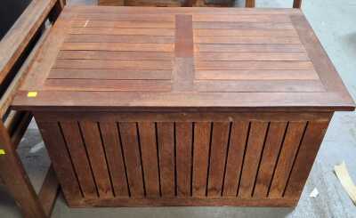 BLANKET BOX