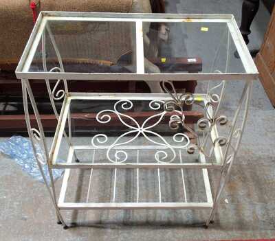 PLANT STAND