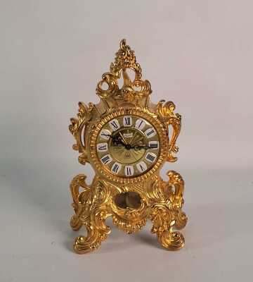 TABLE CLOCK