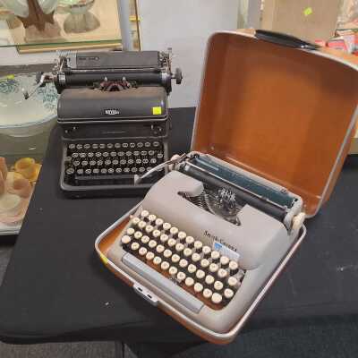 TYPEWRITERS