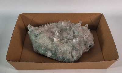 GREEN PHANTOM QUARTZ