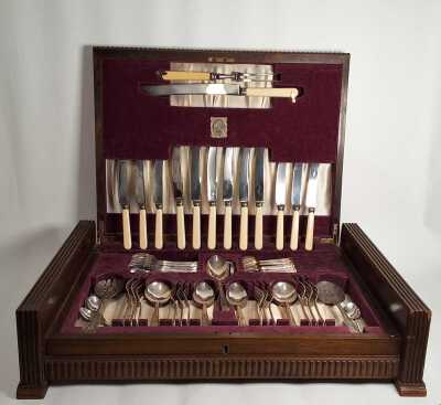 CUTLERY CANTEEN