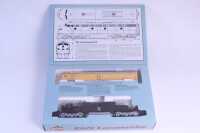 PROTO SERIES 2000 E8/9 LOCOMOTIVE - 2