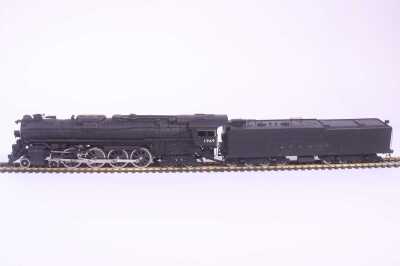 UNITED SCALE MODELS 4-8-4 LOCOMOTIVE