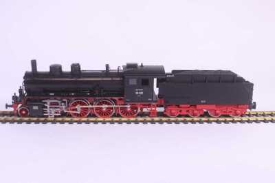 TRIX HO 4-6-0 LOCOMOTIVE
