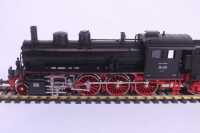 TRIX HO 4-6-0 LOCOMOTIVE - 2