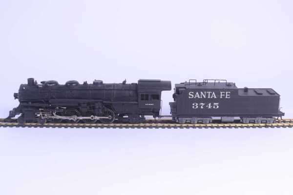 SANTA FE CLASS 3700 4-8-2 LOCOMOTIVE