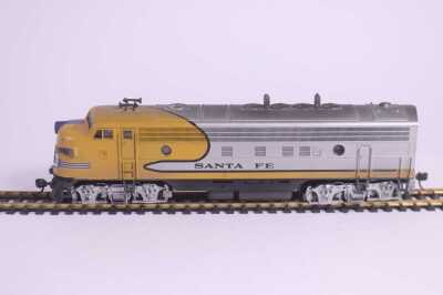 ATLAS FP7 DIESEL SANTA FE LOCOMOTIVE