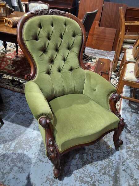 GRANDFATHER CHAIR