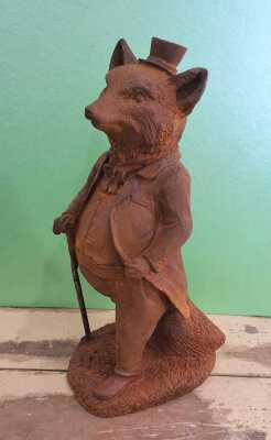 GARDEN ORNAMENT
