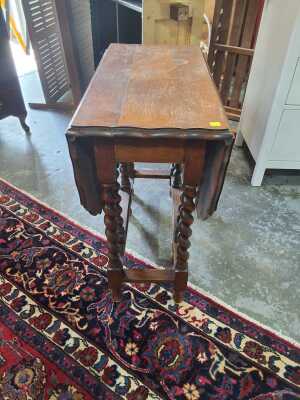 DROPSIDE TABLE