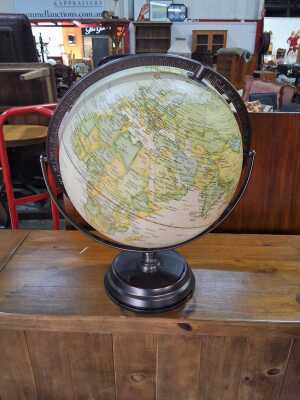WORLD GLOBE