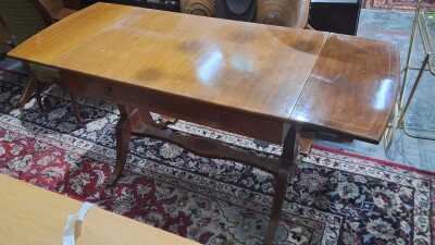 DROPSIDE TABLE