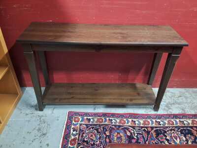 CONSOLE TABLE