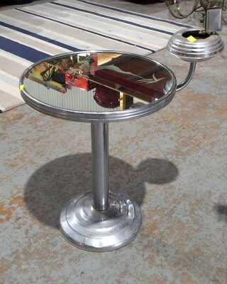 ART DECO SIDE TABLE